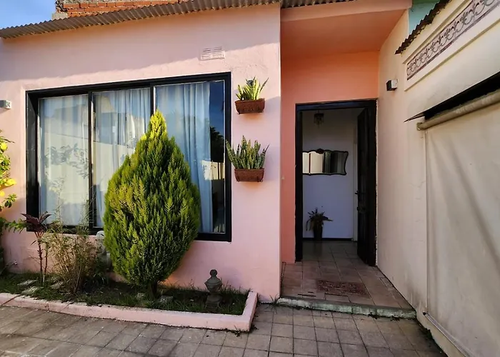 Las Mananitas Casa Hotel